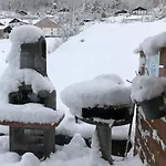 Prive Avec Vue Panoramique Sur Les Montagnes & Proche *