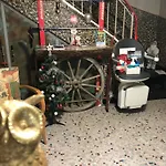 Prive Avec Vue Panoramique Sur Les Montagnes & Proche *