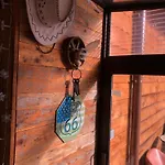 Prive Avec Vue Panoramique Sur Les Montagnes & Proche *