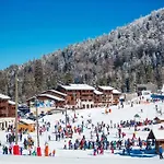 Prive Avec Vue Panoramique Sur Les Montagnes & Proche *