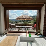 Prive Avec Vue Panoramique Sur Les Montagnes & Proche *