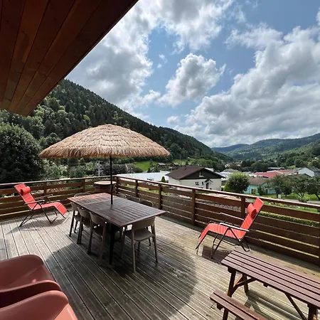 Prive Avec Vue Panoramique Sur Les Montagnes & Proche *