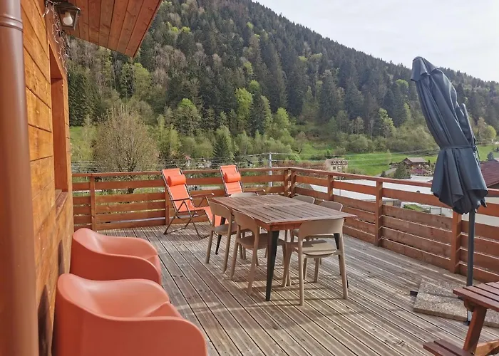 Prive Avec Vue Panoramique Sur Les Montagnes & Proche *